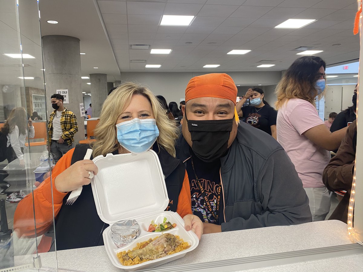 PKHammen's tweet image. Yummy food from our own Latino Nation #VASD #VAHS #Hispanic/Latinx heritage month