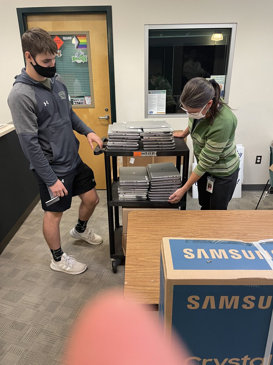 farr_scott's tweet photo. Riley Ward, an RVTC IT student from Springfield High, and Kristen Wilson, IT Instructor drop of 30 plus laptops for the Springfield Working Communities Challenge Grant which RVTC is a partner. The computers were donated by the Boston Office of the Federal Reserve. https://t.co/q2moHY0Nk1