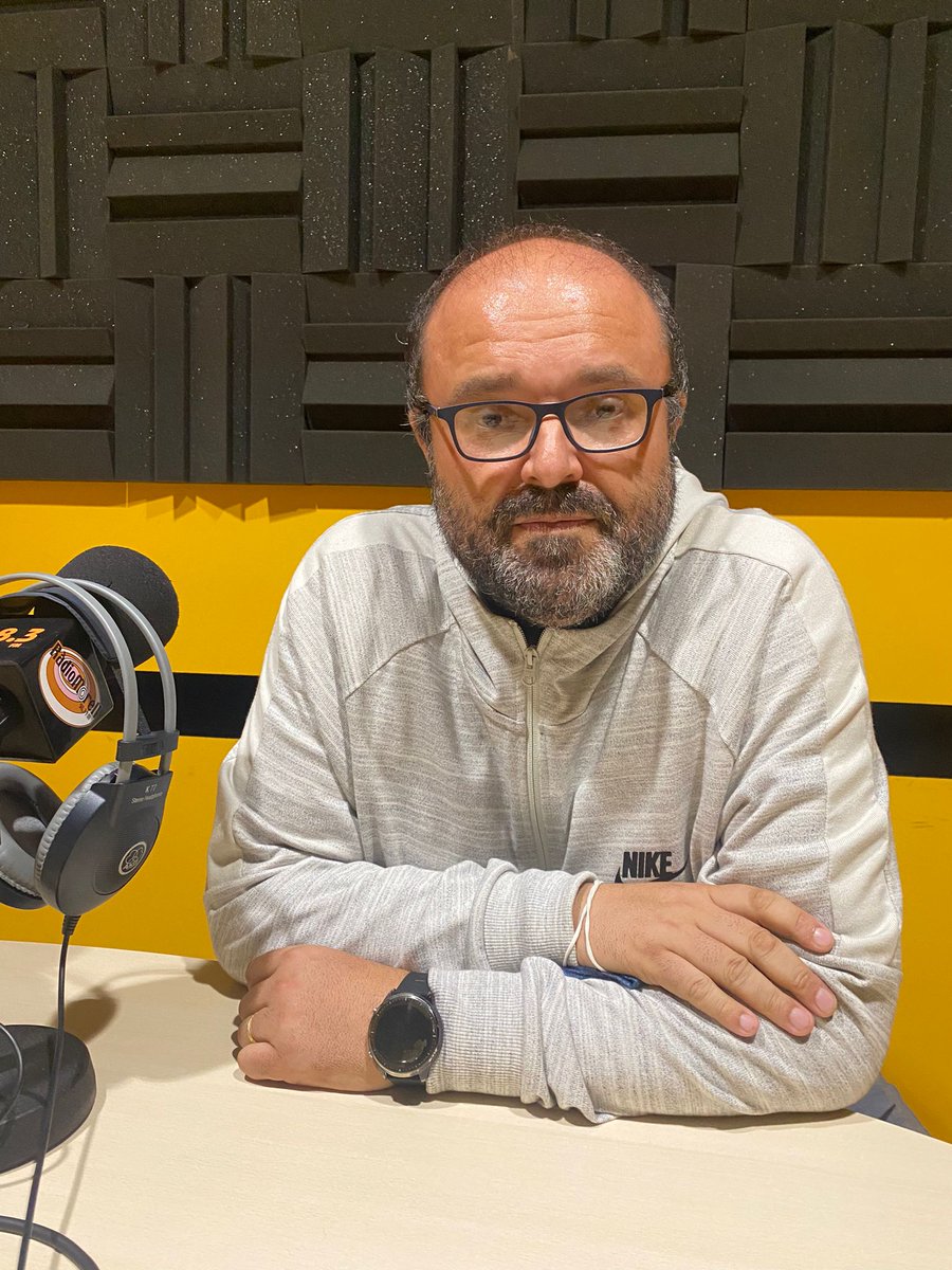 radiomorell's tweet image. #TotEsport 

⚽️ Avui parlem del primer equip femení del @CDMorell, ho fem amb el seu tècnic Enric Solé, sobre l'inici de temporada i el projecte per pujar de categoria. A més, fem prèvia del cap de setmana. 

📻 Ara, a les 20h a la 98.3FM o radiomorell.cat!