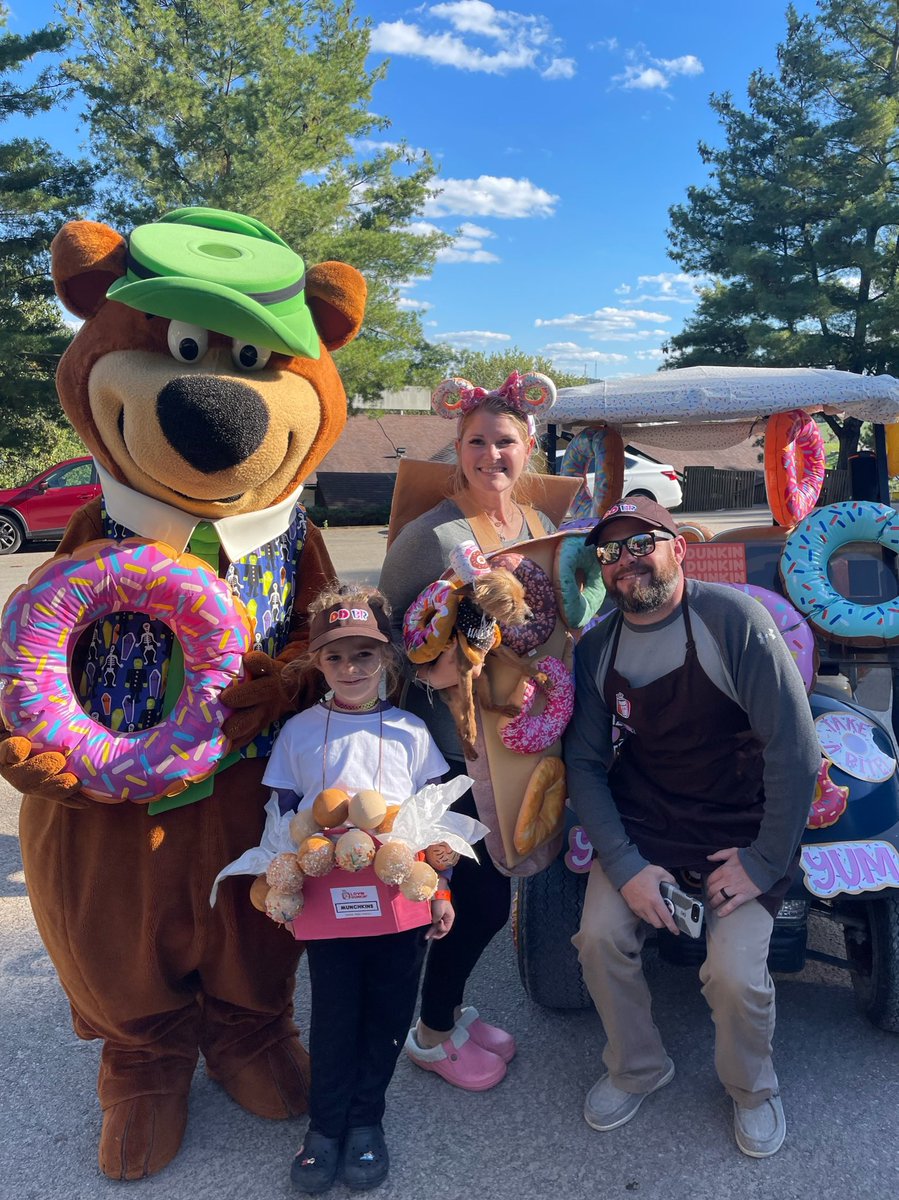 We 𝔻𝕆-ℕ𝕦𝕥 care to brag!! 🍩 
Our campers are the best!! 
Check out the recent photo albums we’ve filled on Facebook of our latest Halloween weekend fun! 

Reserve your cabin or campsite with us anytime at:
jellystonemammothcave.com