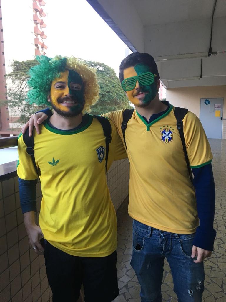 gurgsmestriner's tweet photo. caralho que saudades irmãozinho. Feliz aniversário seu MALUCO @guibalhester #pbdb https://t.co/tWmZfhJgHZ