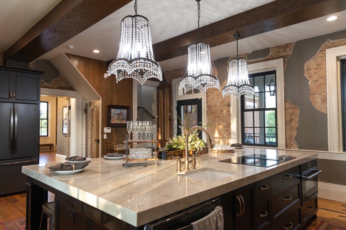 Dant Crossing tweet media