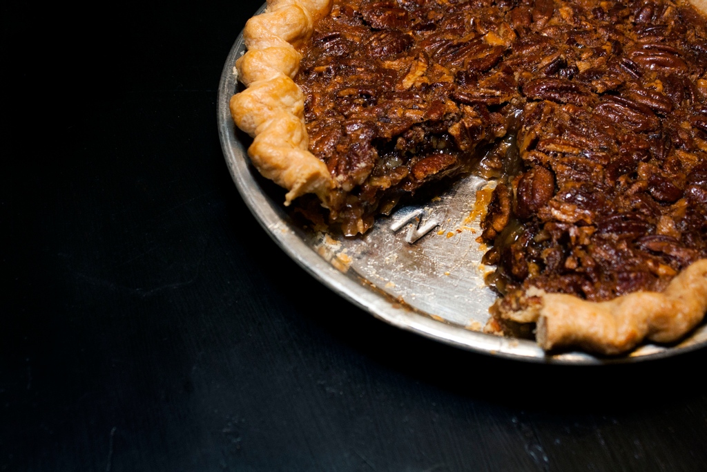 Crave Pie Studio tweet media