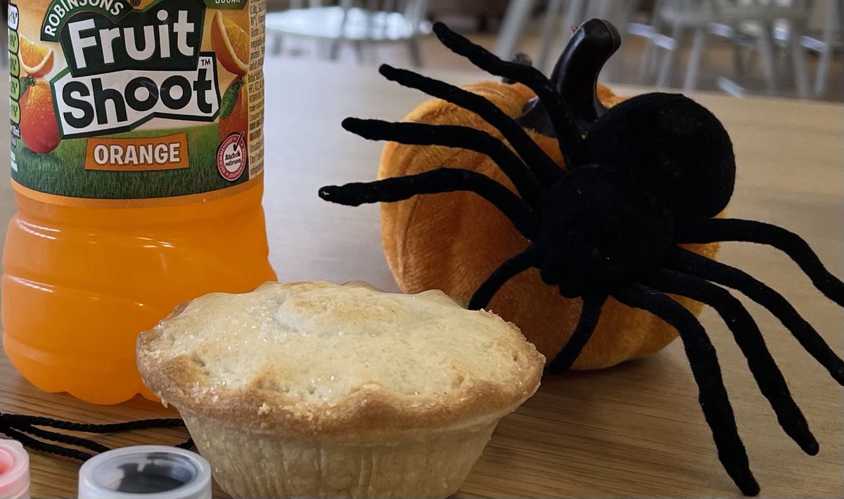 SusanHBGDPS's tweet photo. Spooky Spider Hunt this half-term starting at The Orchard Tearoom, Moggerhanger Park @OTRMoggerhanger @MoggerhangerPK 
Bring your little ghouls for some spooky fun in the woods, creepy crafts and tasty treats.  Sat 23rd- Sun 31st https://t.co/UBFXVKDp8m