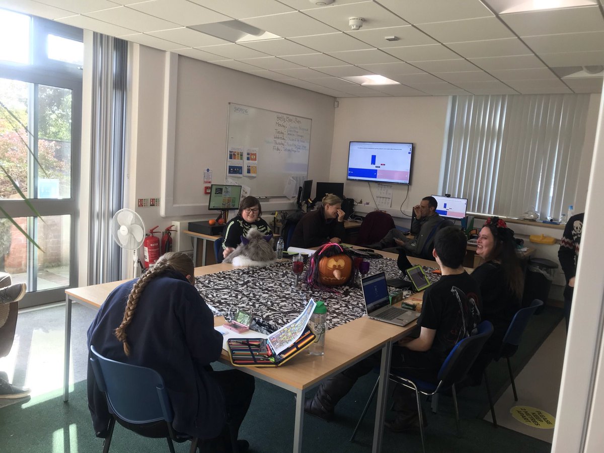 What a way to finish end of term. Our new starters have settled in well and all worked there socks off. Well deserved Halloween Party 🎃 thank you to the Walford team for putting on a cracking display and lunch. #halloween2021 #endofterm #pizza @PeterL_Derwen <a href="/DerwenCollege/">Derwen College - Post-16 specialist college</a>