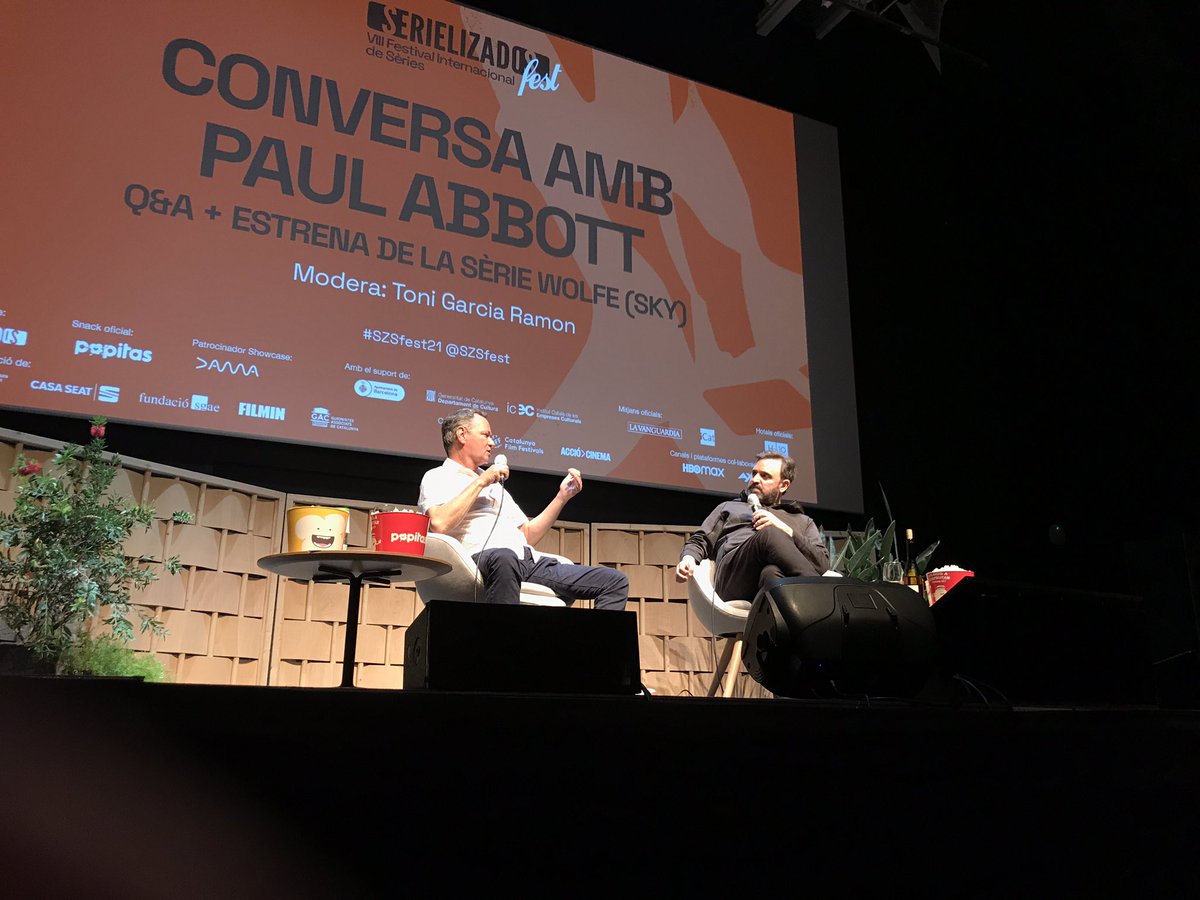 📽 Antes de ver #Wolfe, <a href="/tgarciaramon/">Toni Garcia Ramon</a> le pregunta a Paul Abbott sobre la génesis de la serie.

“Surge de un caso real. Escribí 10 páginas y de ahí me inspiré. Es una serie forsense en la que quería enseñar gente corriente”. 

¡Ganas de ver #Wolfe en exclusiva en #SZSfest21!