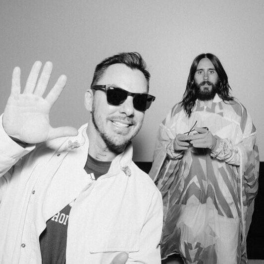 30SECONDSTOMARS's tweet photo. Popping in to say 👋🏼 https://t.co/orHwUUb0ZX