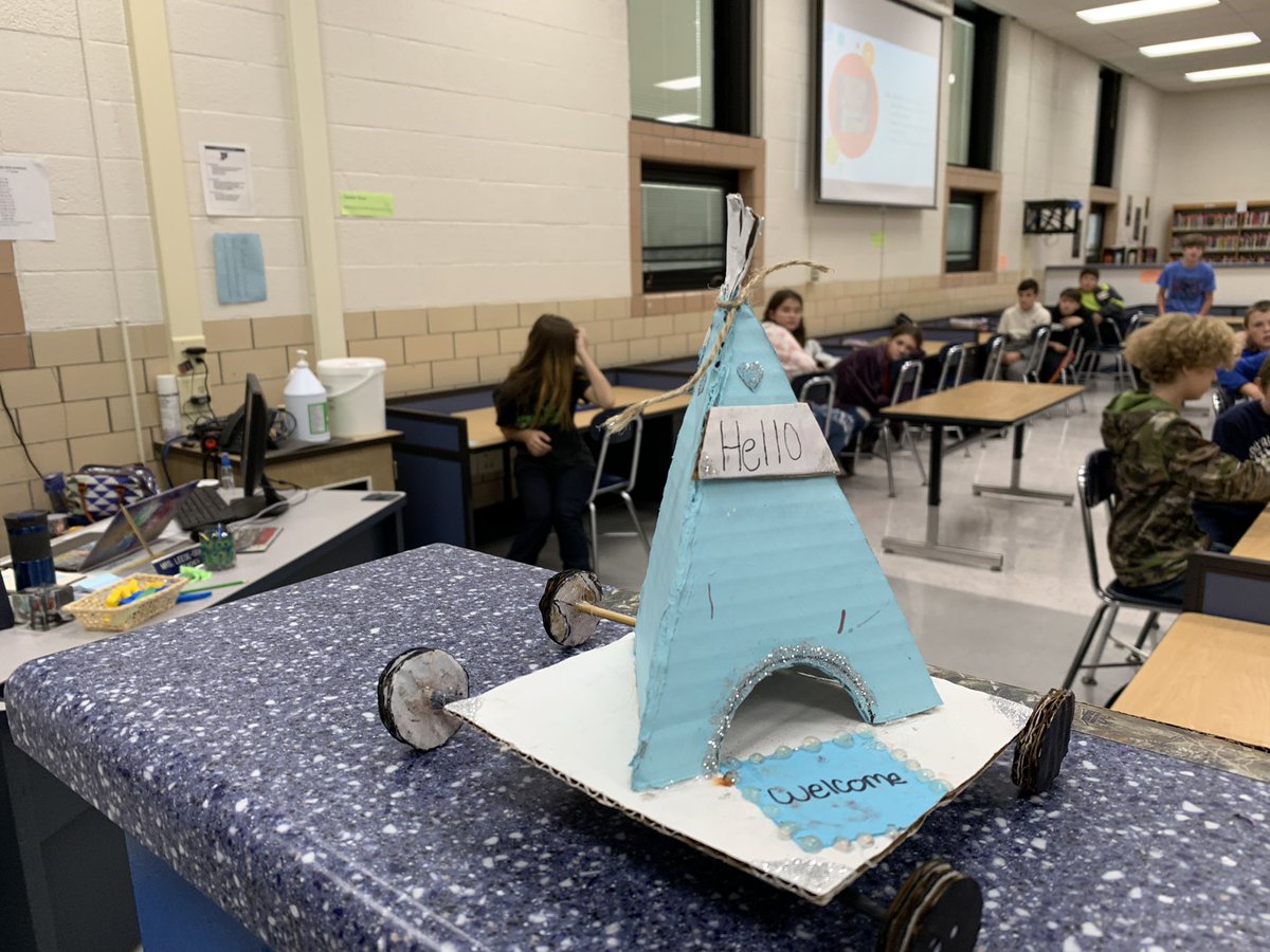 techteach81's tweet image. Some creative designs for Something that Rolls! @MrsW_PJHS @HarperPJH #STEMiscool