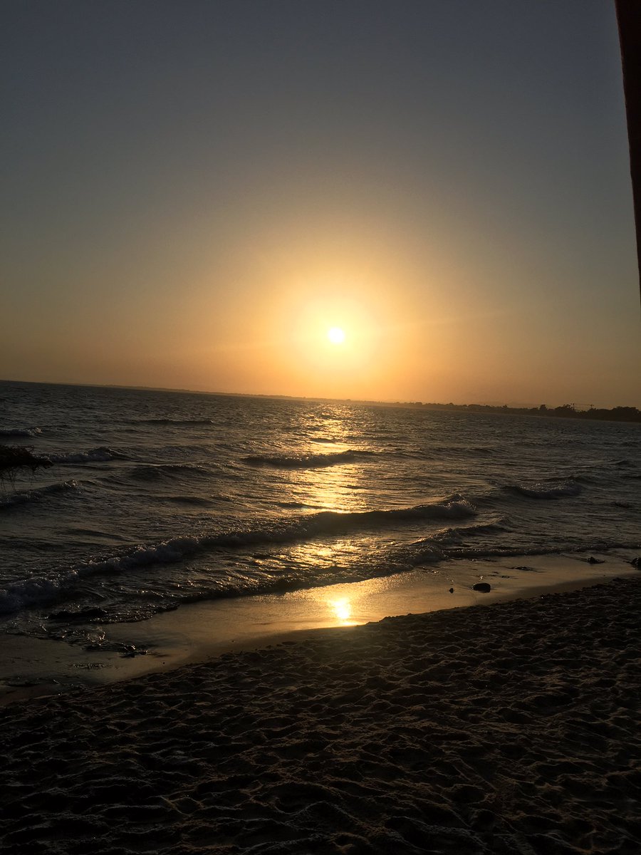 <a href="/Sperlonga/">Sperlonga</a> <a href="/BestSunsetPhoto/">📷Вⷡeͤs͛ᴛⷮS͛uͧns͛eͤᴛⷮ Рⷬhͪoͦᴛⷮoͦ🌇</a> <a href="/BorghiPiuBelli/">Borghi+belli Italia</a> <a href="/SkyscannerIT/">Skyscanner Italia</a> <a href="/dcq_italia/">DCQItalia 🇮🇹</a> <a href="/vsco/">VSCO</a> <a href="/CNNTravel/">CNN Travel</a> <a href="/RivieraDiUlisse/">ParcoRivieradiUlisse</a> <a href="/lucarallo/">Luca Rallo</a> <a href="/igerslazio/">igerslazio</a> <a href="/yallersitalia/">Yallers Italia</a> Le soleil se couche sur #Hammamet #Tunisie