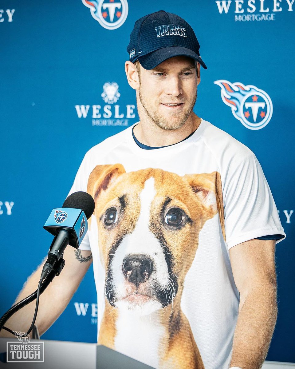 Front Office Sports on Twitter: 'This week, the Tennessee Titans are  conducting their interviews in shirts that feature dogs up for adoption 