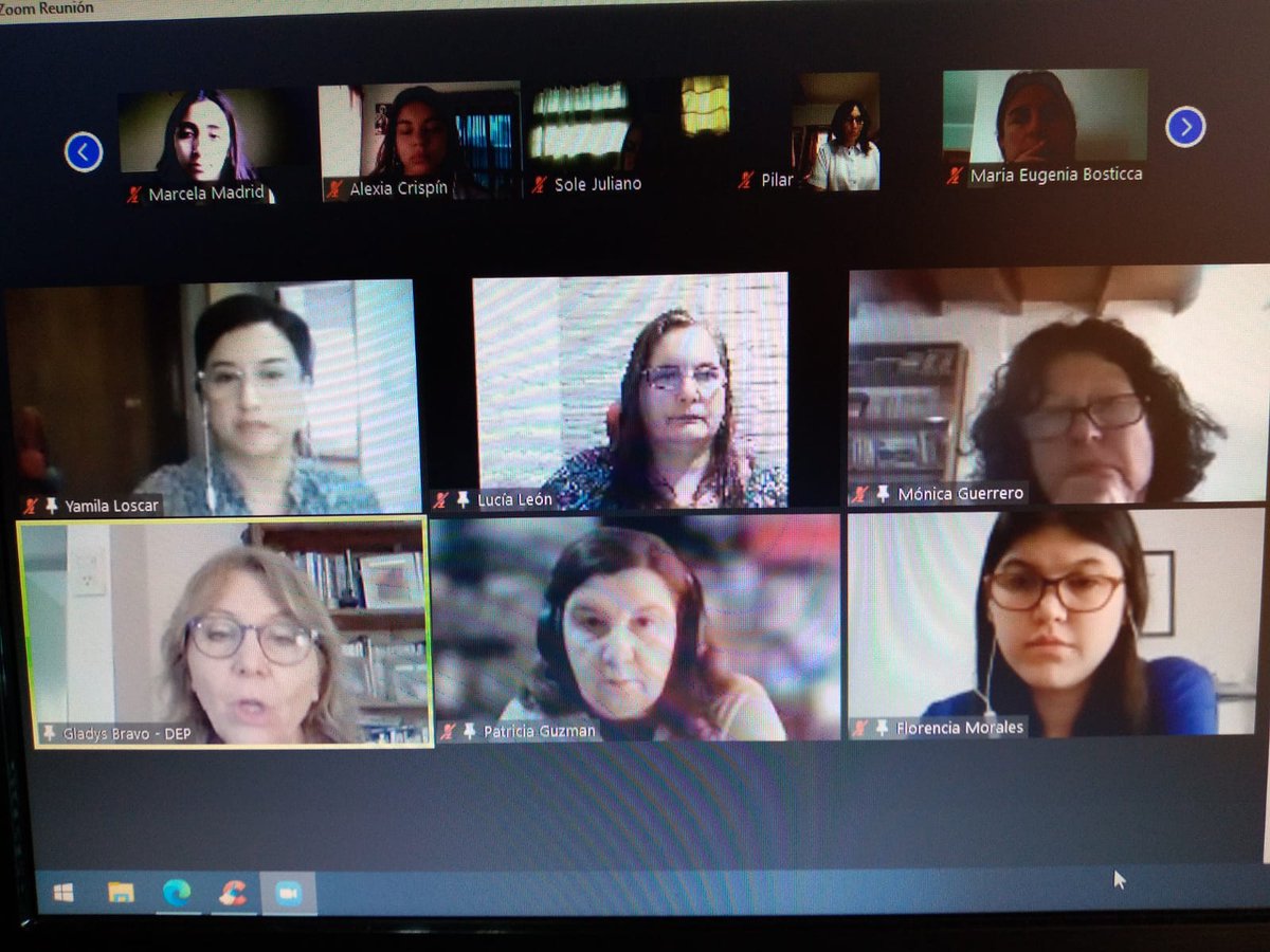 gladbip's tweet photo. Nos reunimos con  profesoras  de inglés de la Región 18. 
Los conceptos de secuencia didáctica, translengua y contexto literario fueron los ejes de la jornada.
Nuestras niñas y niños merecen apropiarse de una segunda lengua como parte de sus trayectorias escolares. https://t.co/Z3DVMW8pVe