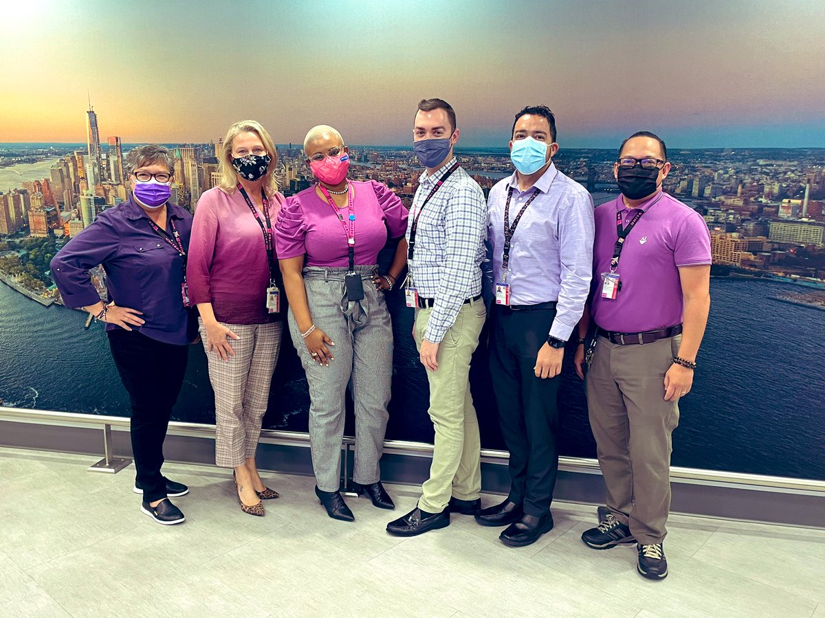 Together we are taking a stand against bullying and supporting #LGBTQ+ #SpiritDay in #EWRSW #GoPurple @weareunited @ualEQUAL @StacyC_United @Izzy_United @EWR_SW @EdyePaz