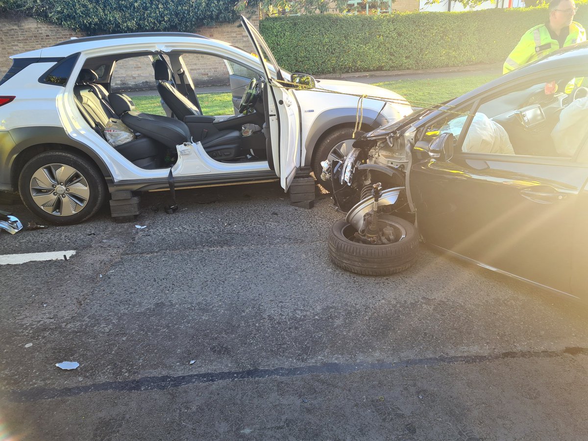 This Afternoon on Reddicap Heath Road, Sutton Coldfield, Red watch extricated 1x patient using <a href="/HolmatroUK/">Holmatro in the UK</a> cutting equipment