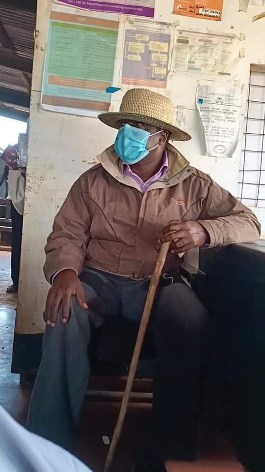 ItsMutai's tweet photo. Hatari Kabisa: Tharaka Nithi Governor Hon Muthomi Njuki goes Undercover at Chuka General hospital! https://t.co/KY4vlbsxez