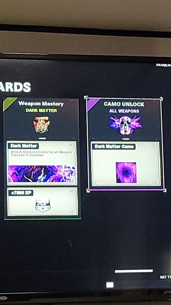 AMili_ iz READING tweet media