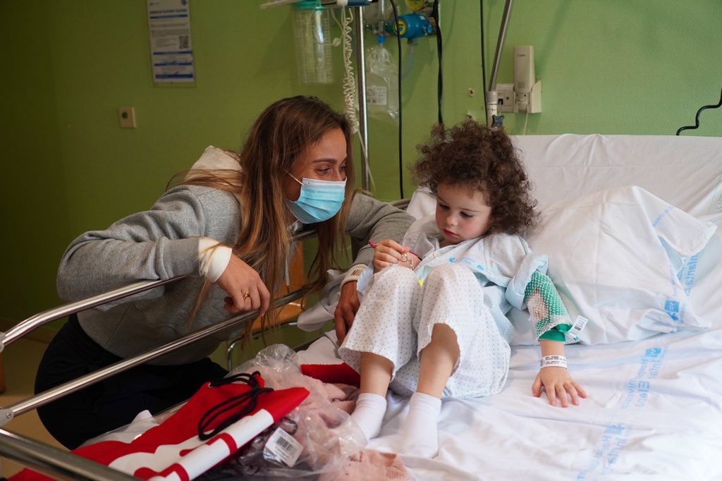 Y esto es lo que realmente importa… Hoy tuve la suerte de poder compartir un rato con niños maravillosos. Gracias por enseñarme tanto❤️🙏  Y gracias Hospital La Paz por darme la oportunidad de hacerlo.