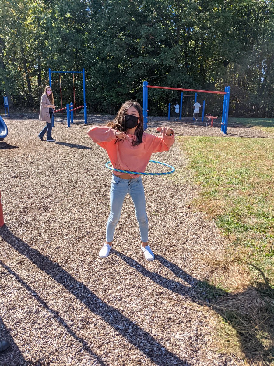AmandaMcCurdy26's tweet photo. Rock Your School!!! Decades of Recess!!
#rockyourschool
#enterpriserockets
@getyourteachon https://t.co/OLdpjVf04i