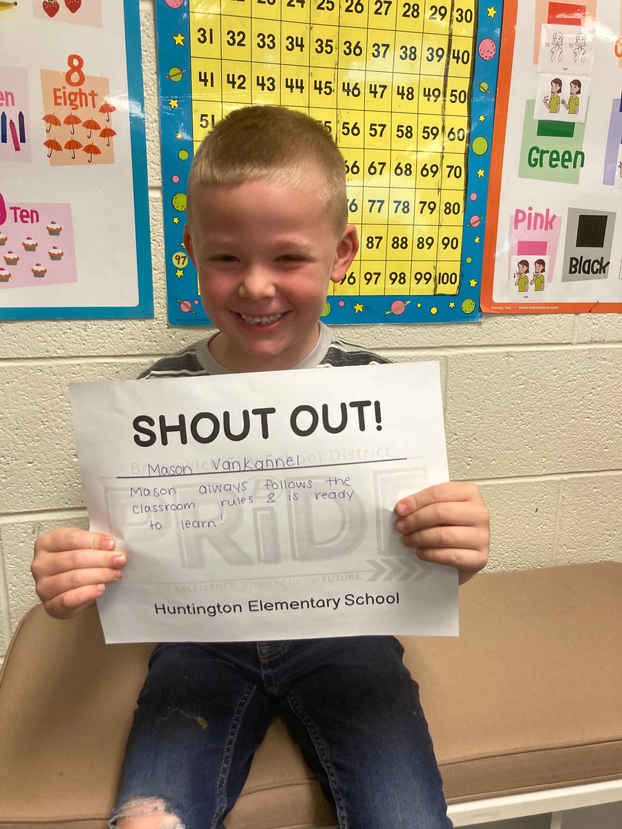 MrsYoak15's tweet photo. Another shoutout! This time to Mason for following classroom rules each and everyday. @BCSDHuntington https://t.co/COW6AfDaeT