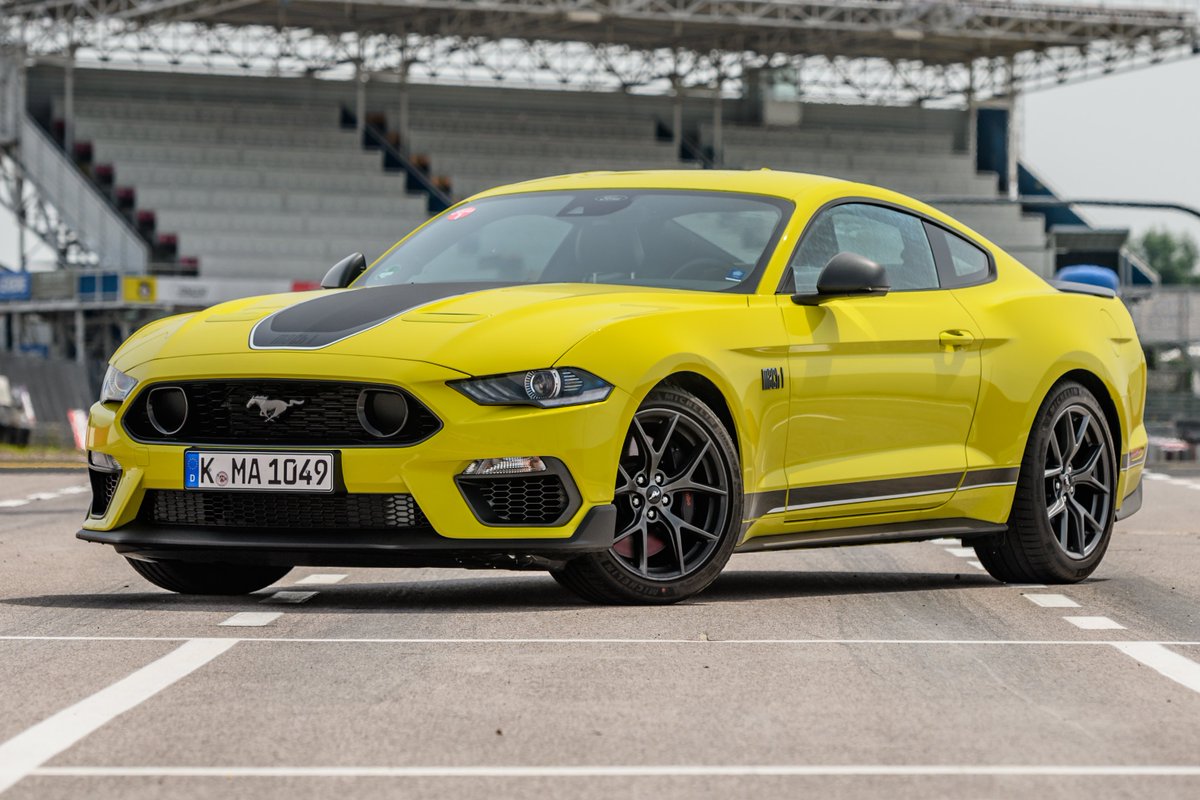 FordPolska's tweet photo. 👉#GoElectric⚡️ #FordPerformace🏁
▫️ Który napęd wybierasz?
▫️ W pełni elektryczny czy mocne V8?🧐
Mamy oba!💪
Dzień dobry! Udanego piątku!😊
Dowiedz się więcej o modelach👇
▪️ Mustang Mach-E👉https://t.co/Gf666TRsLy
▪️ Mustang👉https://t.co/LiN5eLFzdE https://t.co/QDoaVKsOQu