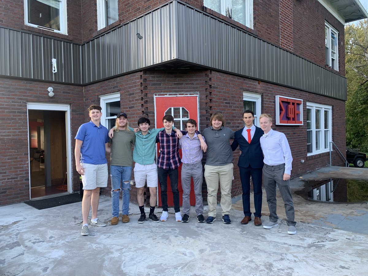 SigEpONU's tweet photo. Introducing our new brothers for the fall of 2021! Nick Frommer, Kaden Miller, Payton Gray, Zach Szymczak, Atillio Santillo, Jake Weigand, Bud Mallard, and Justin Brown! 

*Not Pictured: Eli Lynch, Brant Spitler 

Welcome, Brothers! https://t.co/egRjlF9nou
