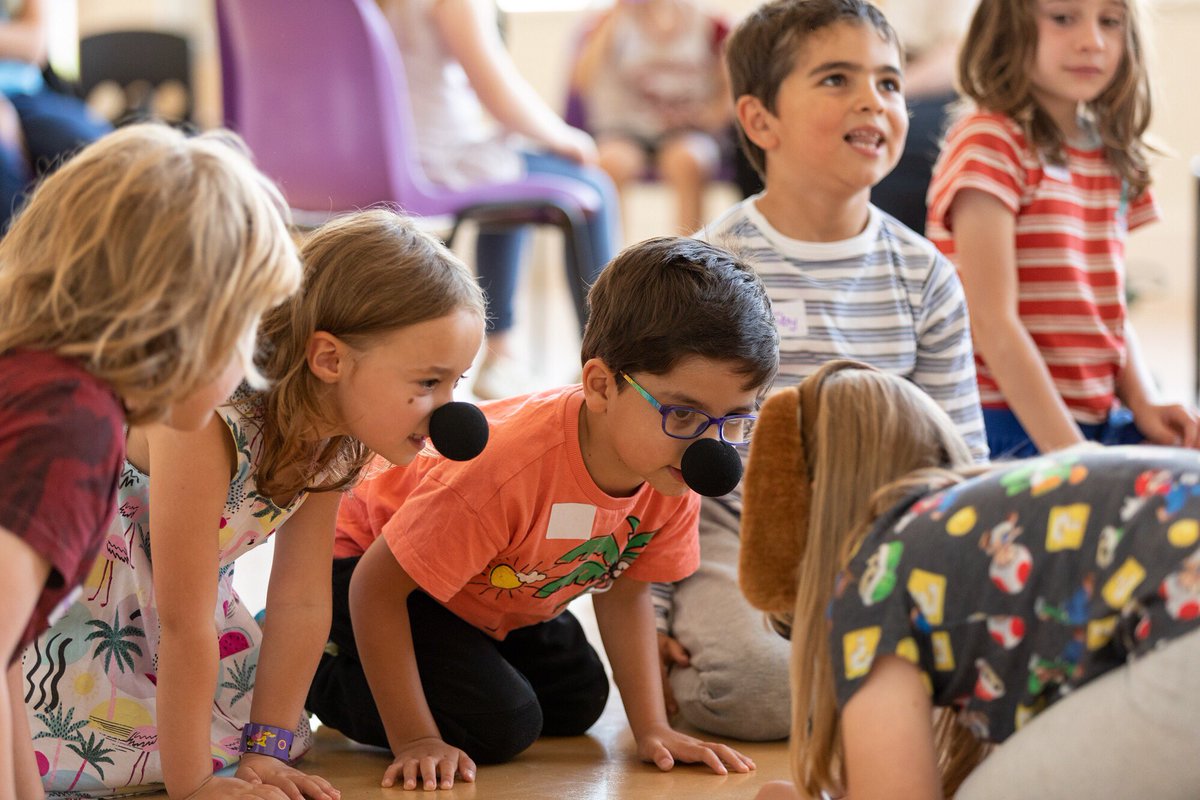 Mudpiearts's tweet photo. Looking for FREE  fun this half term? 
Bring your your 5-11 year olds to 
New Earswick Explore,York Mon.
Clifton Explore on Thurs 10.30am
Meet the author of Cloud Tales
All join in to decide how the story ends
@YorkLibrariesUK @yorkmumbler @LittleVikingsUK 
Photos @james_a_drury https://t.co/AITQ0eJPUV