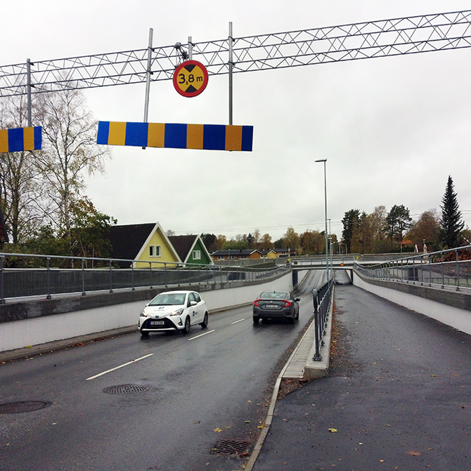 Roslagsbanans dubbelspår öppnas mellan Stockholms Östra och Lindholmen i Vallentuna. Läs gratis i Täby Allehanda om detta med två videor på tabyallehanda.se.