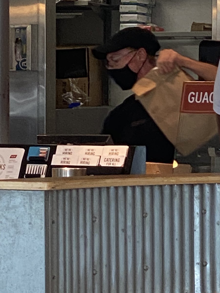 V_Monet's tweet photo. 🤬🤬Just watched a @ChipotleTweets worker, on Hwy 280 in Alabama, put his entire arm in the trash can to push trash down and wiped his hands on his pants and started touching cups and fixing people food😡🤬 Nasty Ass!! https://t.co/aGXs3vDgfn