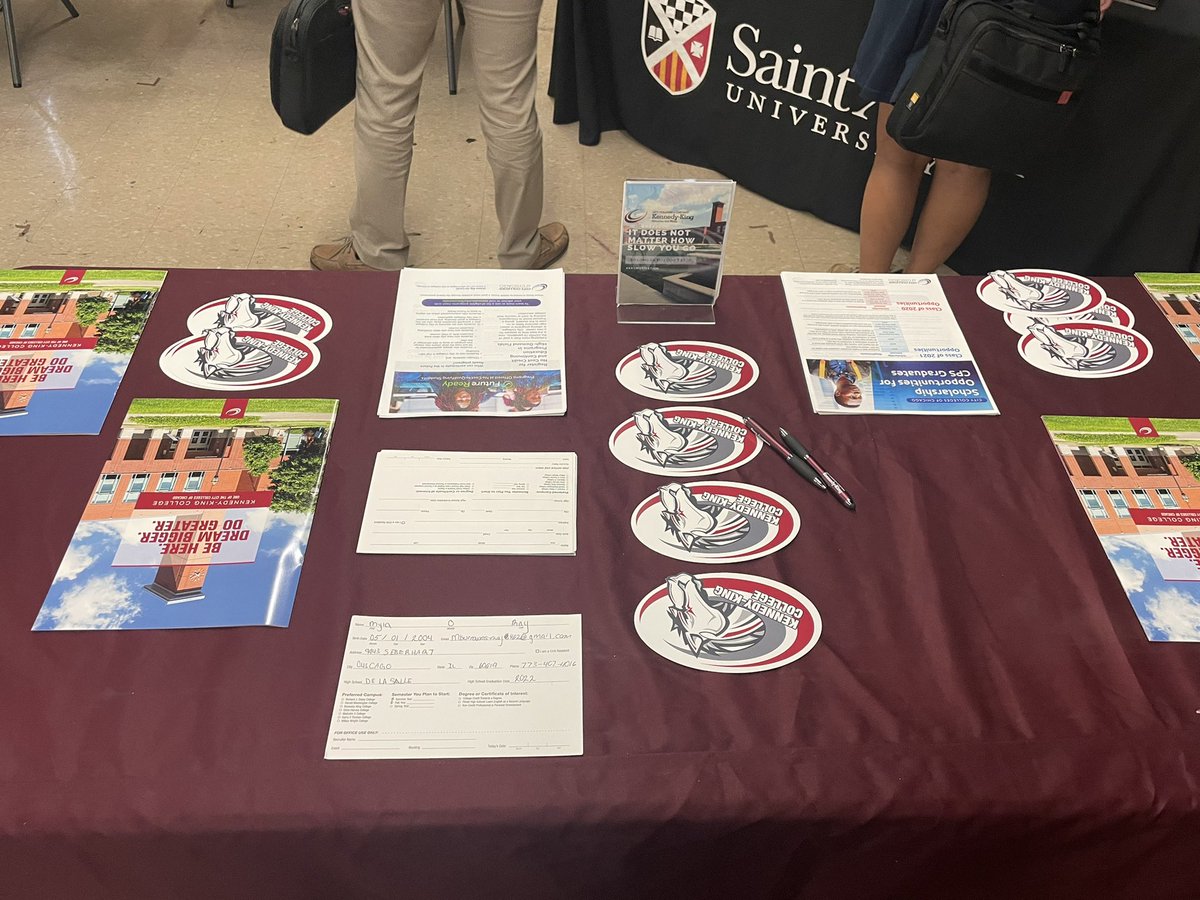 KKCRecruiterJG's tweet photo. Sharing information on resources and programs available at @KK_College at the De La Salle Senior College Fair! I’m excited to show them the #KKCDIFFERENCE @KKCEnrollment @KKCADMISSION https://t.co/338YkEU5r4