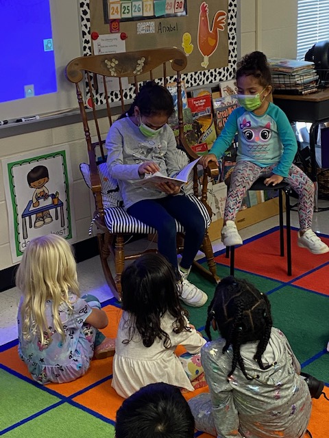 MsDMyers's tweet photo. We were so excited to cash in PBIS reward points and earn reading to another class. Thank you Mrs. Adams and our PreK friends for being great listeners!! @DolvinES #DolvIncredible https://t.co/UcqvGyUjTn
