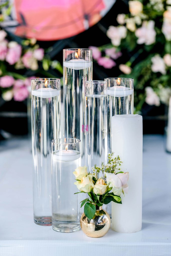 nonoevents's tweet photo. #DignifiedSendOff #RIP
Condolences to @somizi & the family
#FuneralService #FuneralServiceSetup
#FuneralServiceDeco #FuneralCeremony
#GlassMarquee #Black&WhiteTheme
#Candles #Flowers #Deco
#NonoEvents https://t.co/9BXir622AF
