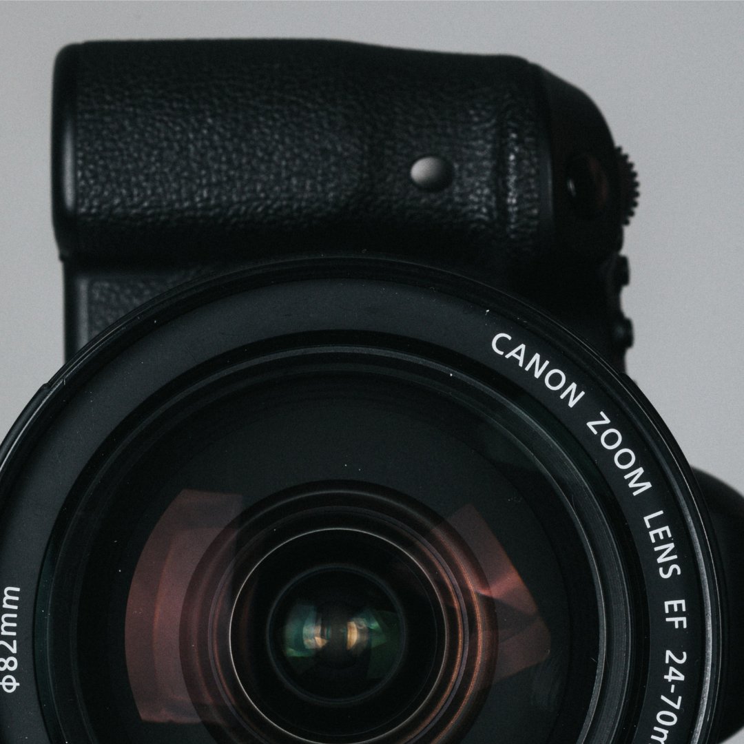 fingerprint's tweet photo. Product Pages should have great professional photographs with multiple shots of each product. Using zoom features will help your customer make sound decisions. More info on my Facebook and Instagram! https://t.co/MbSCxa5Qqq