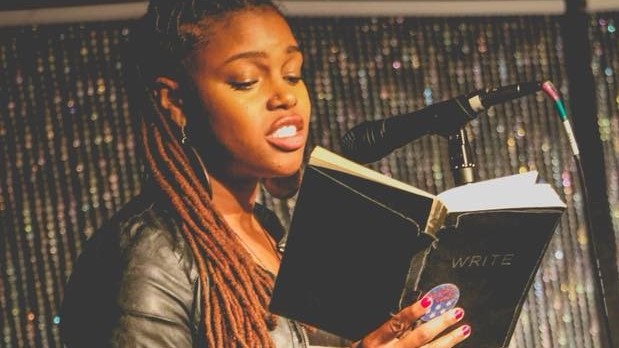 Arts4LearningIN's tweet photo. Teaching Artist and Poet @chanteljmassey will help inspire your student’s curiosity and creativity in her #BlackoutPoetry workshop! To learn more or book: https://t.co/KkXdPABgAL
#Poetry #TeachingArtist #IndyArts #IndyEducators https://t.co/Gv43rTRBYZ
