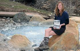 Big thanks to Tom Thurston and Dagny McKinley who presented to our 3rd graders on dog sledding today!!  Tom shared his Iditarod experience after the students read Stone Fox.  
<a href="/StachuraMarty/">Marty Stachura</a> <a href="/IrvingBerwyn/">Irving Elementary</a> <a href="/JHowes614/">Jessica Howes</a> #IrvingPride #D100Inspires <a href="/leahod/">Leah O'Donnell 📖📝</a>