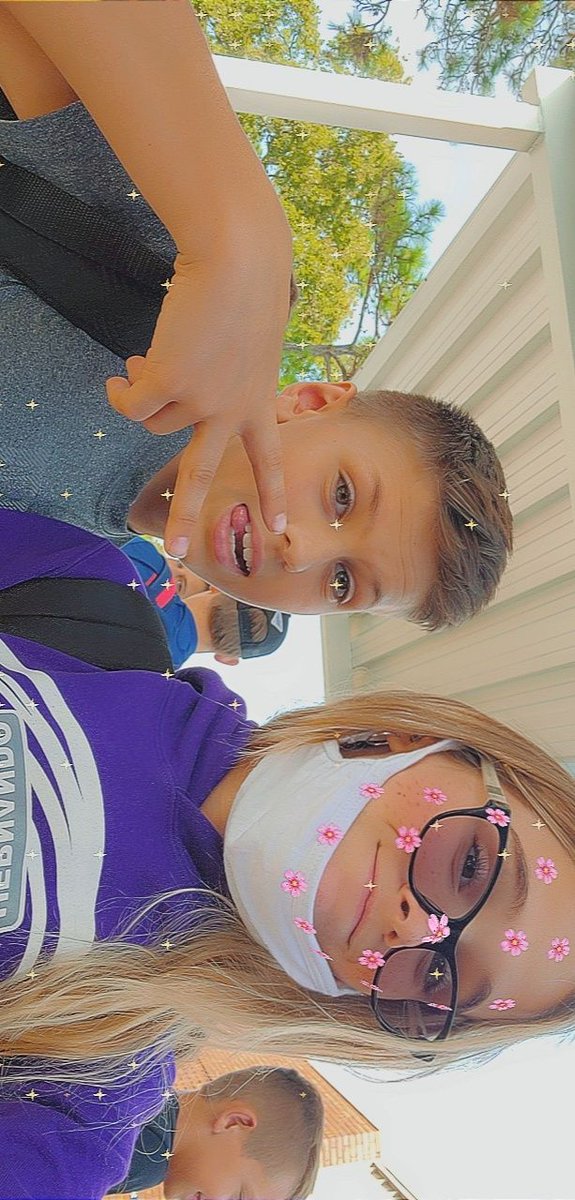 Strikez1x's tweet photo. School vibes l https://t.co/H96ttcjl4t