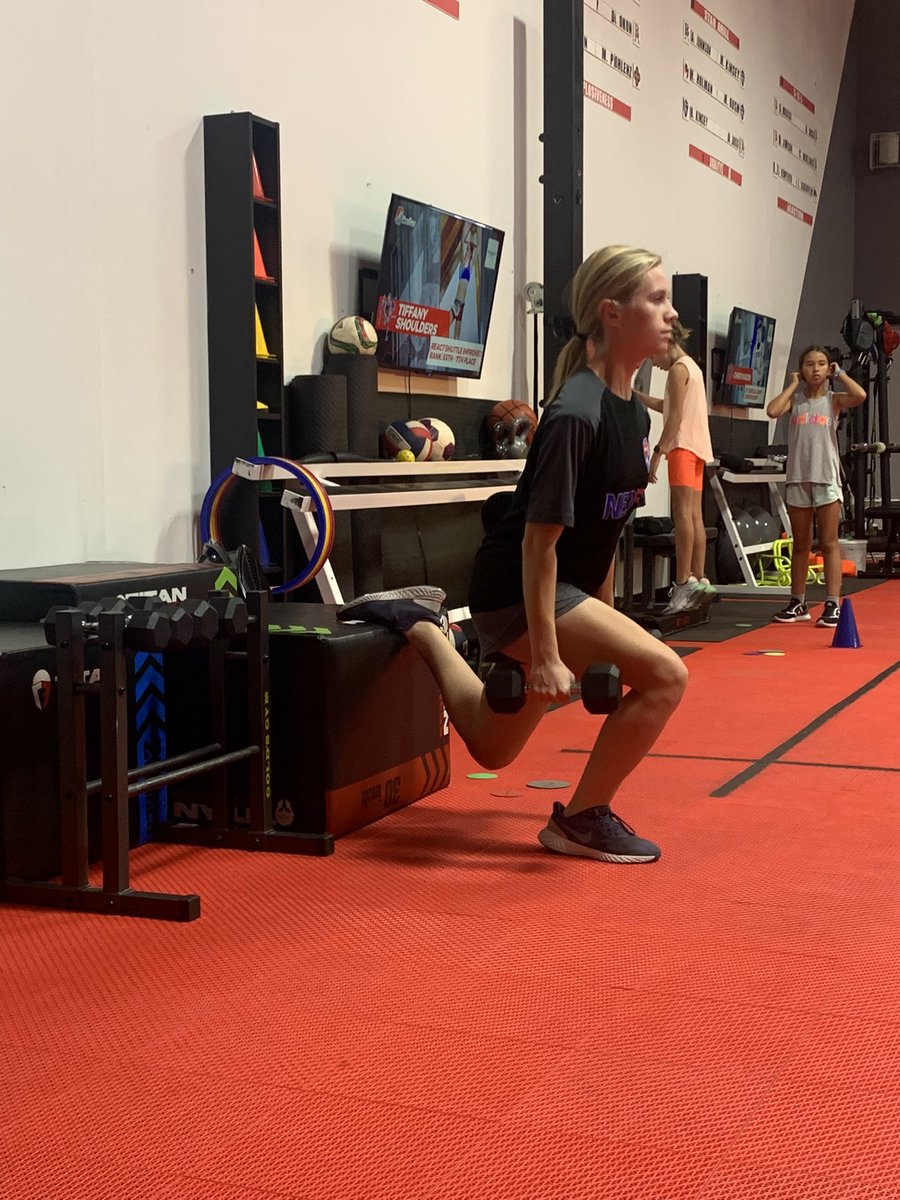 BaileyBynum5's tweet photo. #workout #stronger #goalie #NEOFC https://t.co/6EUY8kSVRV