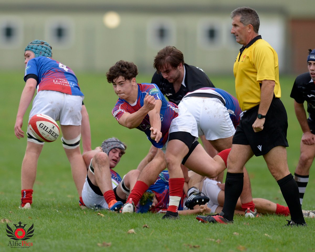 alfiepics's tweet photo. A few images from @RYGBICSG v @NPTCRugby
played at Coleg Sir Gar campus yesterday, college rugby always a favourite of mine to cover. https://t.co/jWW3JIuwIo