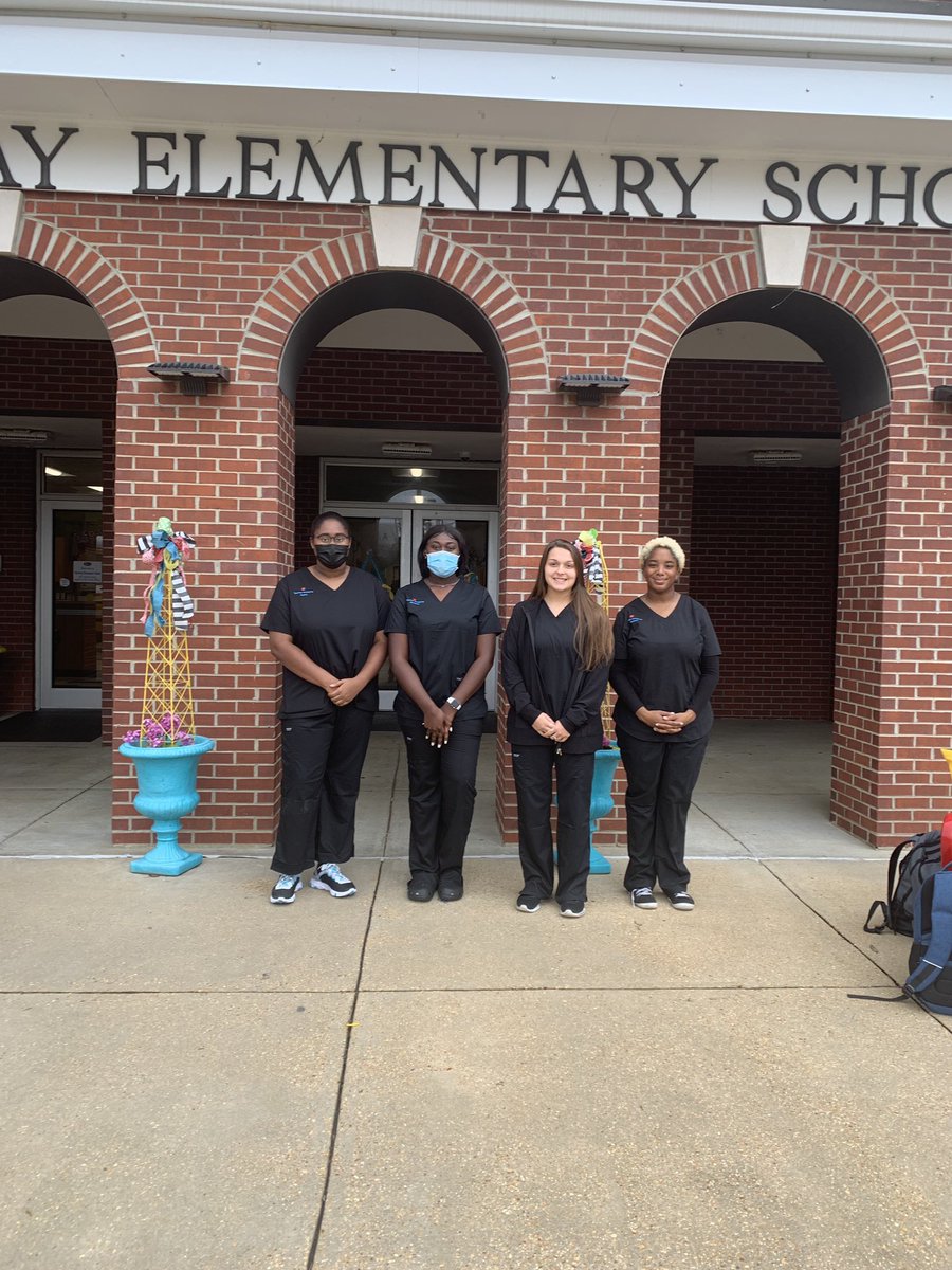 CareerTech_TPSD's tweet photo. Teacher Academy students spent their first day of field experience at Parkway Elementary where they worked with kindergarten and 1st &amp; 2nd graders. #futureeducators #teacherprep #cte #TPSD https://t.co/R0LhMxlHSl