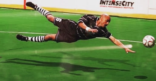 BSellsVegas's tweet photo. I'm a former Pro Soccer Player. It was an amazing time &amp; have some amazing memories! I’m now a Realtor in Las Vegas. I've always had an interest in real estate &amp; look forward to working hard for my clients &amp; helping with all their real estate needs! How can I help you today? 🏡 https://t.co/sxIOZ6g275