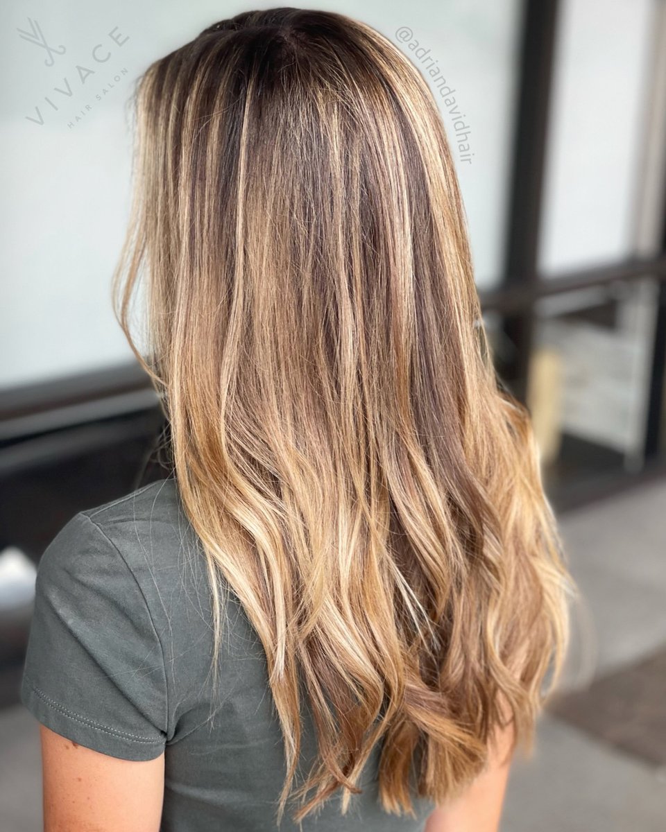 vivacehairsalon's tweet photo. #fall ready #balayage by Adrian Sieminski. #delmar #sandiego #carlsbad #solanabeach #encinitas #sanmarcos #hairsalon #oceanside #escondido #vista #haircolor #hairstylist #blondehair #bressiranch https://t.co/VumWZtX8M0