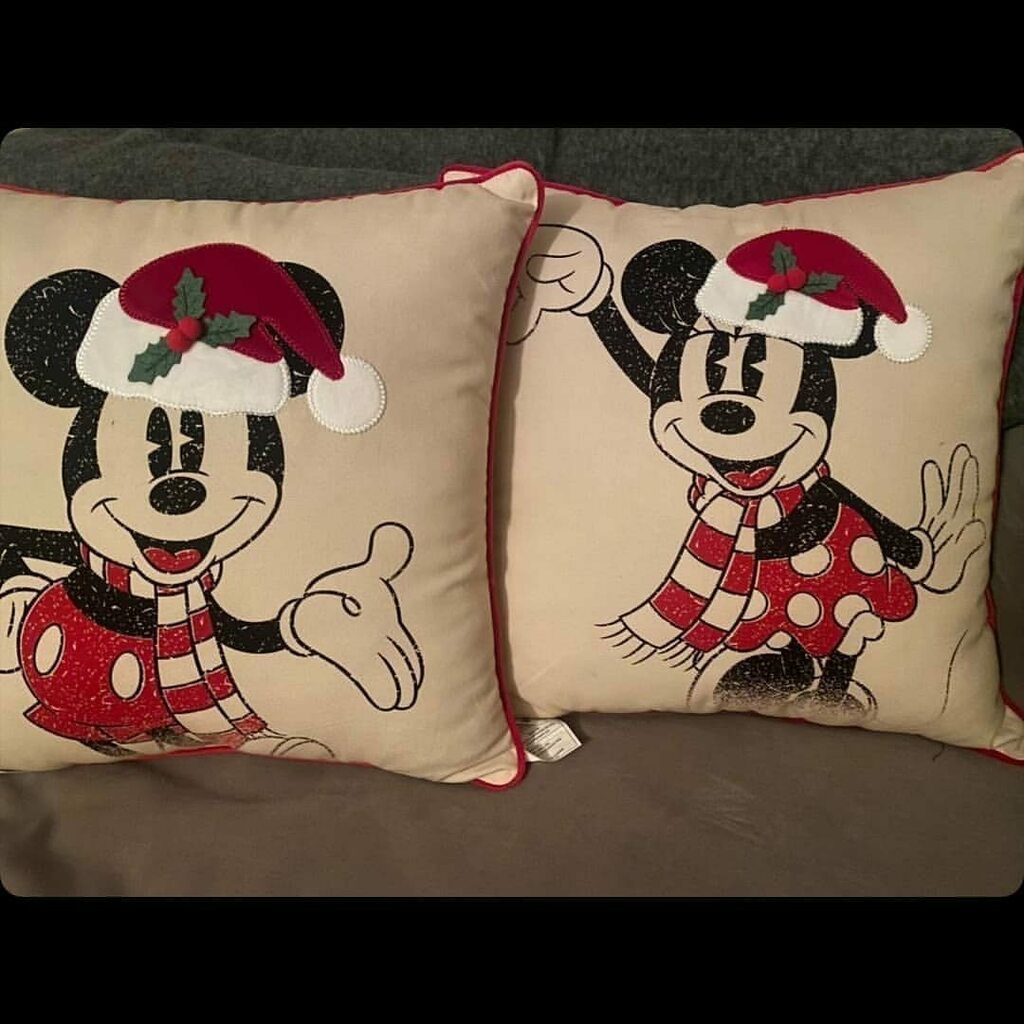 DLifestylers's tweet photo. Repost from @sarasdisneyfinds - Omgeeee y'all look what was spotted @marshalls!! I can't with these cuteness. I am so torn between these and the ones at Khols. Thank you @megndanielle820 for sharing your amazing find.
#marshalls #marshallsfinds #disneych… https://t.co/Uy74Ru1wT0 https://t.co/57OnldGfnU
