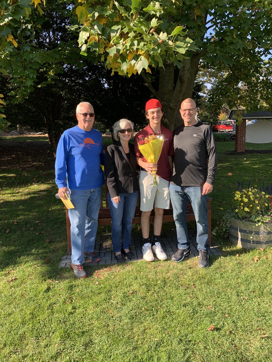 Woolie_Pride's tweet photo. Celebrating our senior golfers today! Congrats to Jaden & Blake on a great career โณ๏ธ๐๐ผโโ๏ธ Best of luck and thank you to @BVTBeavers for coming out!
#WooliePride https://t.co/M58bBF80Bn