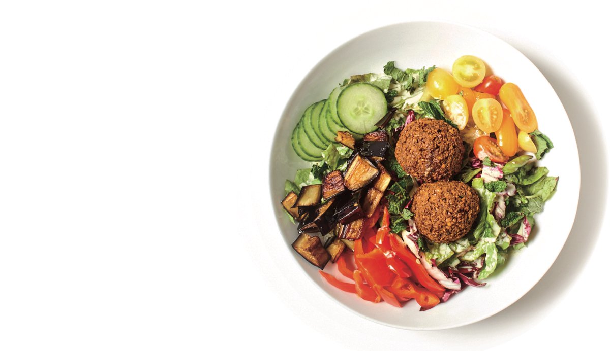 Dartcor clients and their employees are enjoying healthy and delicious specials like this Vegan Falafel Salad this week! Think your employees would love this as well? Contact us today: bit.ly/2UNnjDD
#employeeengagement #hybridworking #officelunch #corporatedining