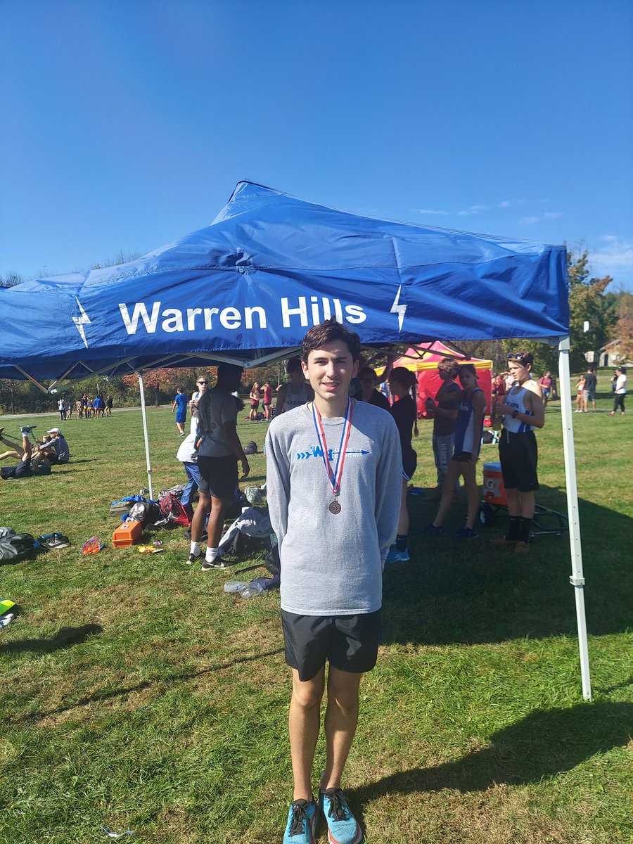 I'm so proud of all the WH student athletes today at the Skyland Conference Boys/girls XC meet.  Ryan Shulman placed 7th in the championship meet today.  So proud of his efforts on this very difficult course. Go Streaks!!!
