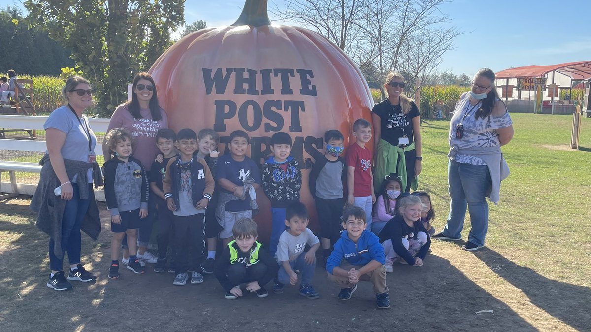 dacosta_margie's tweet photo. Had a great time at the farm today!#whitepostfarm @MsKrawciw @MrsMaffettone https://t.co/xg6ry2jPJw