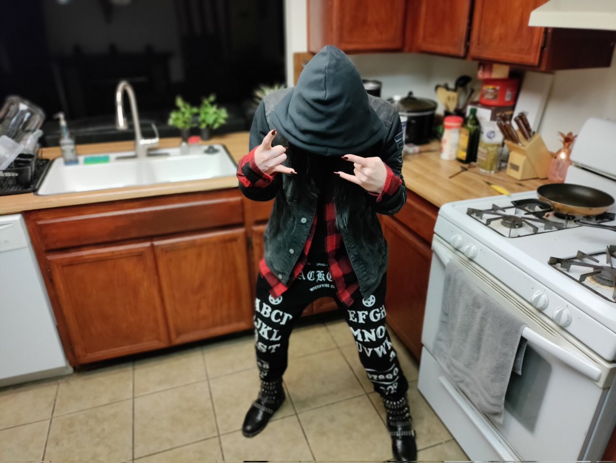 PengoMFC's tweet image. ʇᴉɥs ɥʇoƃ ʎɯ uO