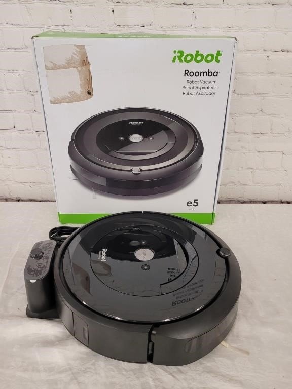 Super Fall Variety Auction - mailchi.mp/rtauctions/sup…

Check out this Vaaaaaa Roomba!