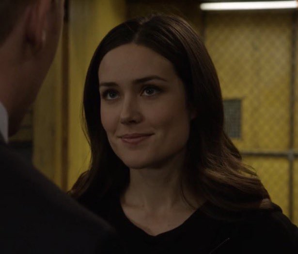 Liza take me. Лайза минелли в фильме кабаре. Friday it friday. Иза уонна лиза сериал оруолларга. Friday its friday meme.