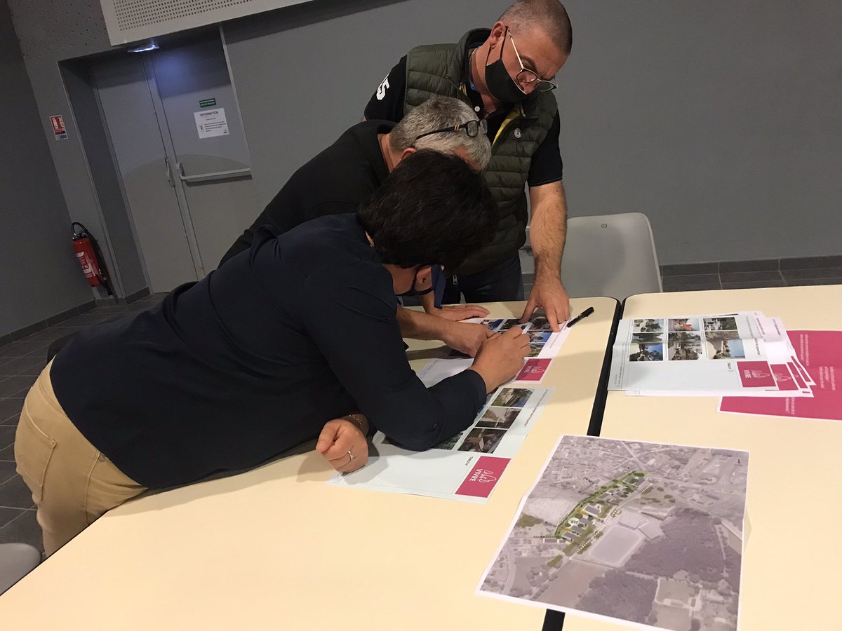 chalopinbauge's tweet photo. #EcoQuartier à @baugeenanjou Quand les habitants s’emparent du sujet et dessinent le futur quartier. #ParticipationCitoyenne Merci à #AlterPublic et au Cabinet Magnum @courrierouest @C_desmaires @TerrConseils @BanqueDesTerr @Label_LUCIE https://t.co/GoFYGc30Fm