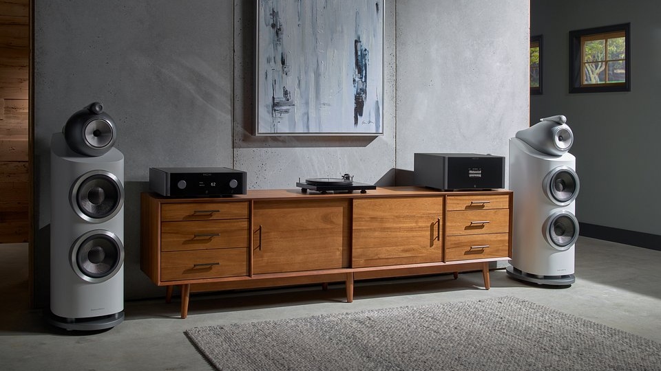 rapalloAV's tweet photo. #Michi
The Rotel Michi range. Minimalistic design that provides a listening experience developed from over 60 years of technical design. Make your music come alive.
https://t.co/pnLC3xz8vN
#RapalloAV #Rotel #Amplifier #HiFi #Audio #Music #MonoBlock #Audiophile #DesignedInJapan https://t.co/WKcc1cZFq1