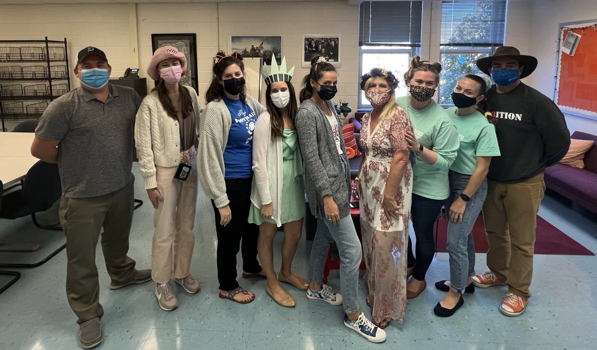 Happy Mad Hatter and crazy hair day from the Social Studies Department!

#hayfieldsmadhocofaculty